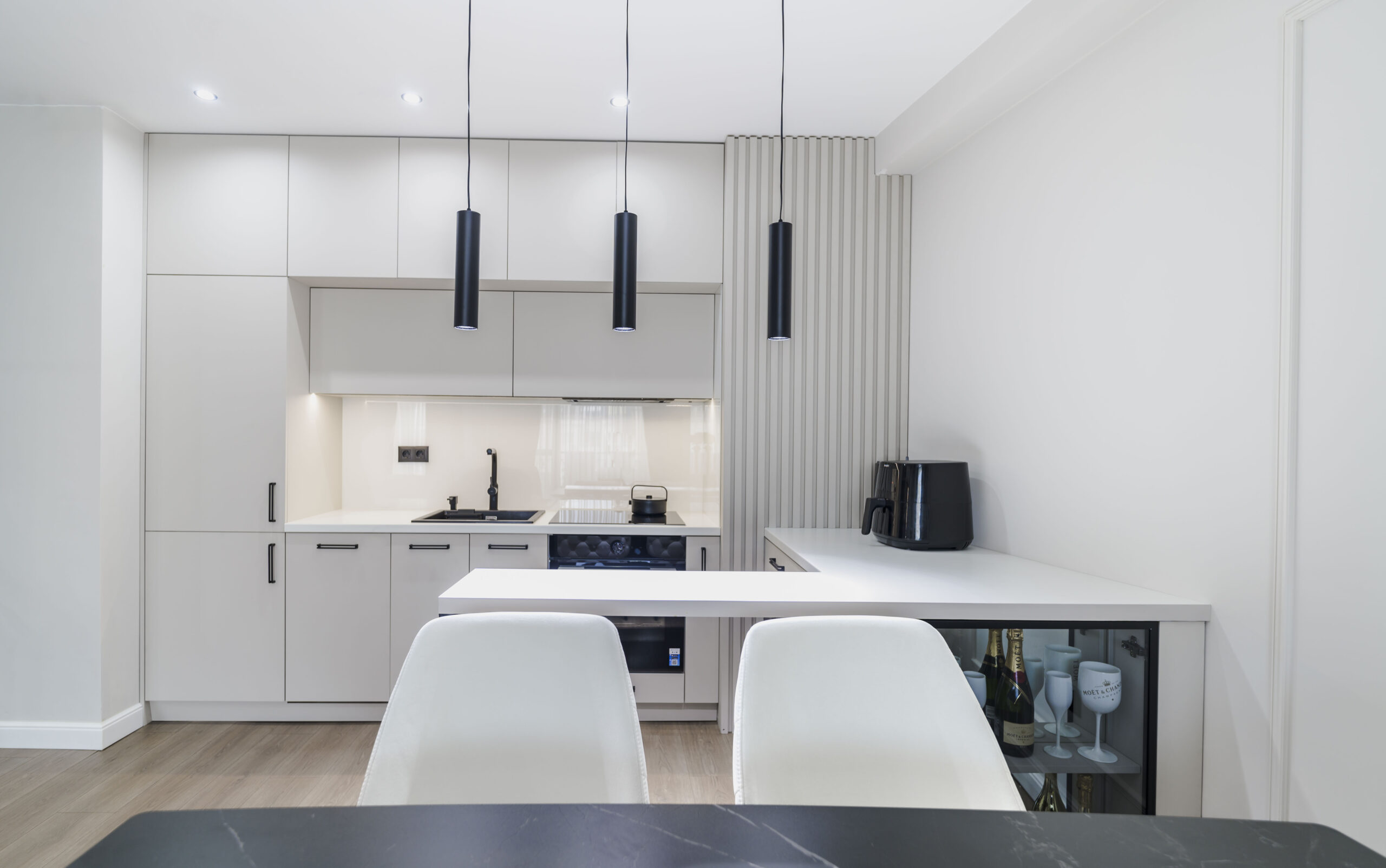 интериор жилище | www.dvearchitects.com